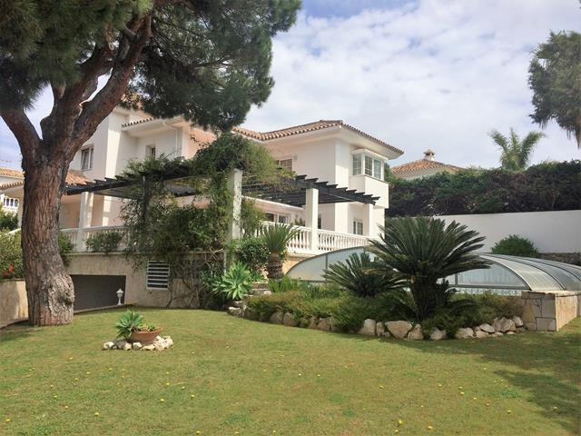 high quality villa Marbesa