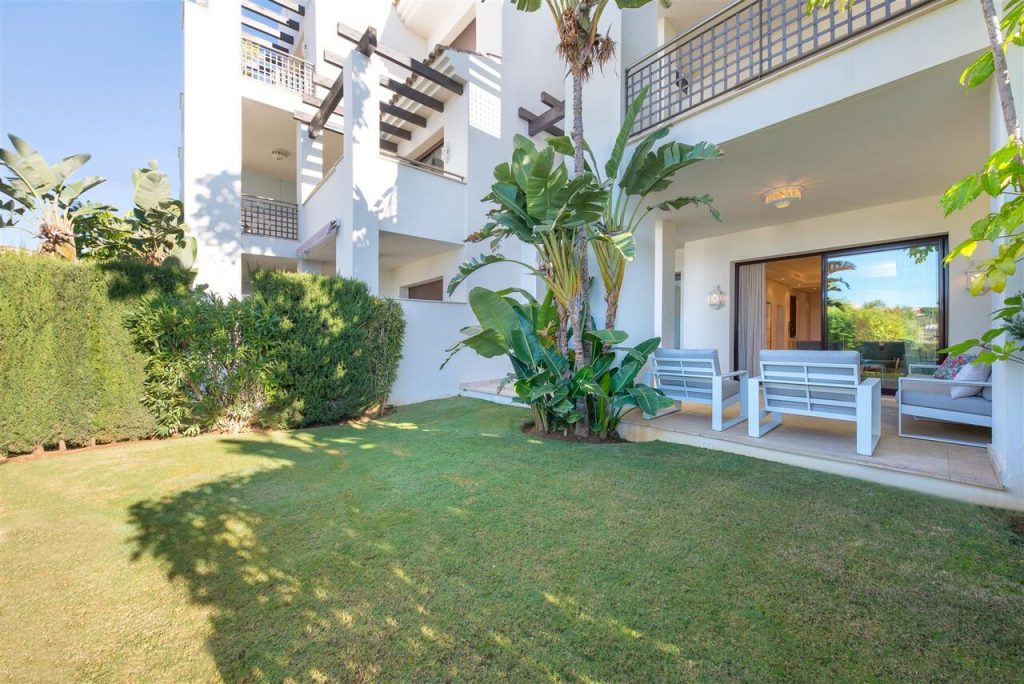 brandnew fully furnished garden apartment in Monte Paraiso Golf