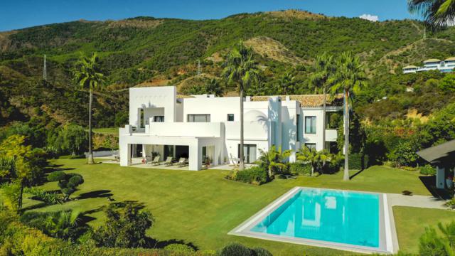 Luxury 6 beds villa in La Zagaleta – Benahavis